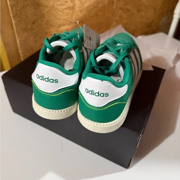 Adidas Womens Sneakers - Picture 4 of 6